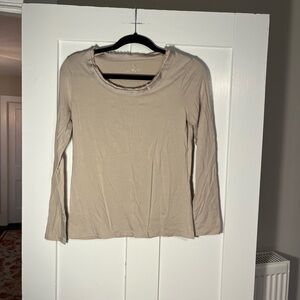 Ann Taylor Basic Long Sleeve Scoop Neck T-shirt Tan Medium